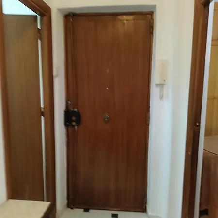 Piso Alquiler Laureles דירה